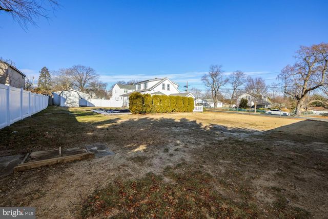 502 WESLEY AVE, National Park, NJ 08063