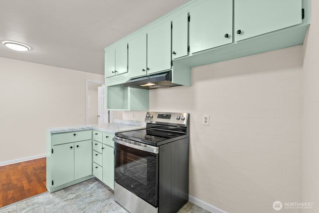 7221 S Sheridan Avenue, Tacoma, WA 98408