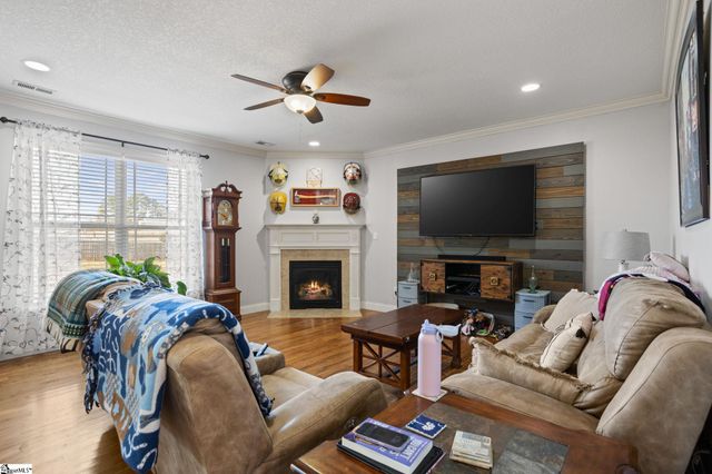 100 Clearridge Way, Greer, SC 29651