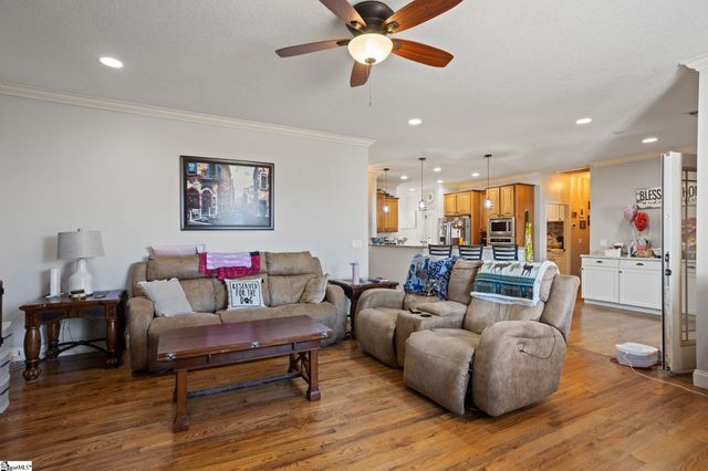 100 Clearridge Way, Greer, SC 29651