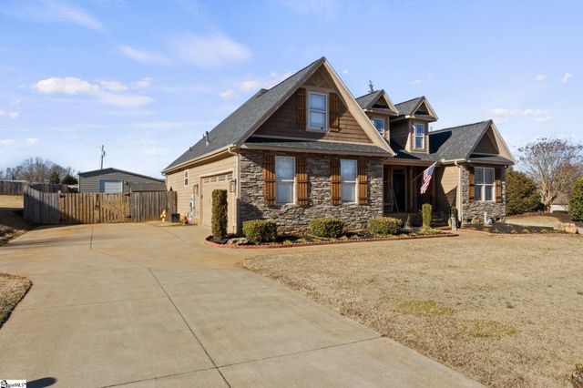 100 Clearridge Way, Greer, SC 29651