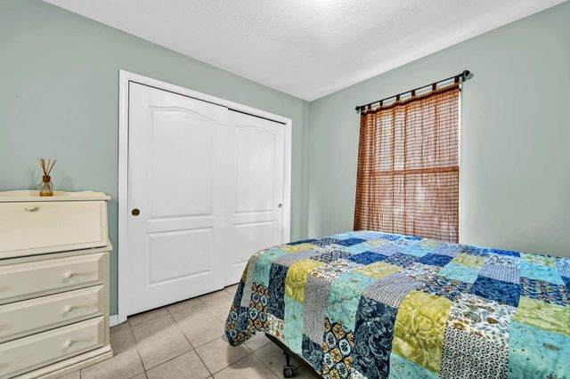 421 Waterway Lane, Fort Walton Beach, FL 32547