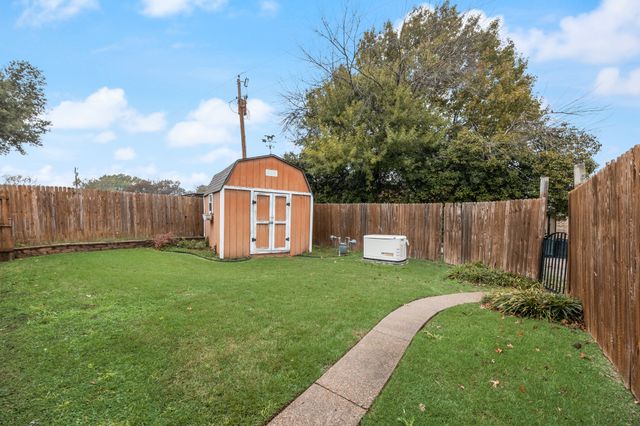 420 E Coachlight Trail, Rockwall, TX 75087