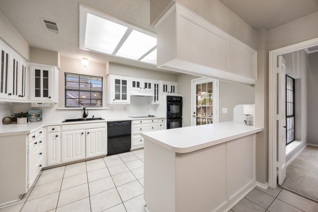 420 E Coachlight Trail, Rockwall, TX 75087