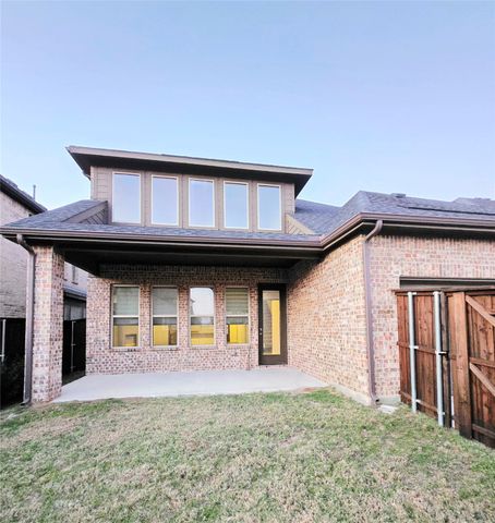 1832 Gresham Drive, Farmers Branch, TX 75234