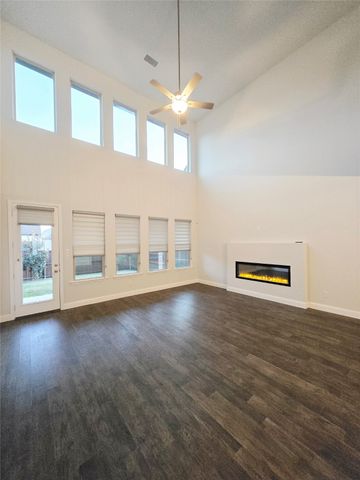 1832 Gresham Drive, Farmers Branch, TX 75234