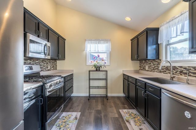 18190 Scarborough Lane, Goshen, IN 46528