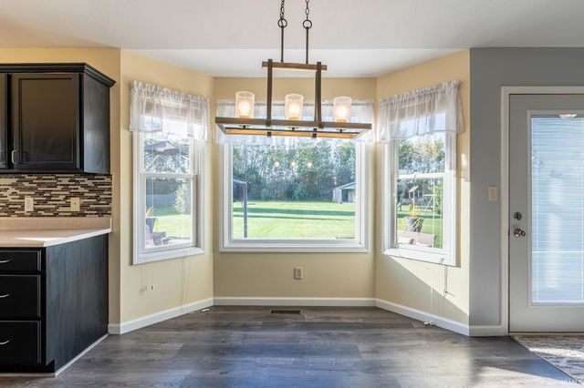 18190 Scarborough Lane, Goshen, IN 46528