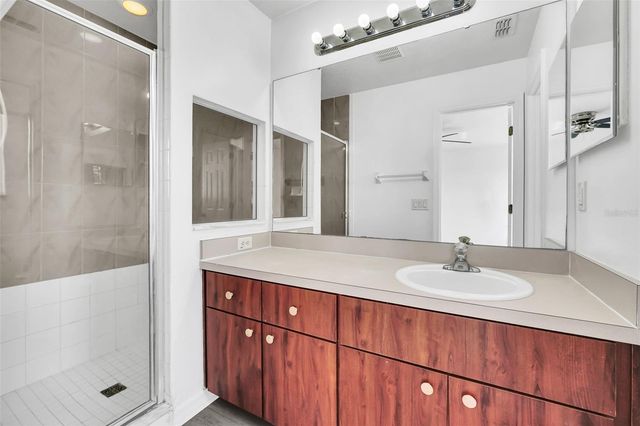 1160 S BEACH CIRCLE, Kissimmee, FL 34746