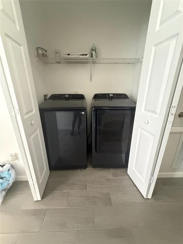 1160 S BEACH CIRCLE, Kissimmee, FL 34746