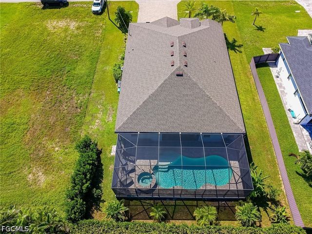 113 SW 33rd PL, Cape Coral, FL 33991