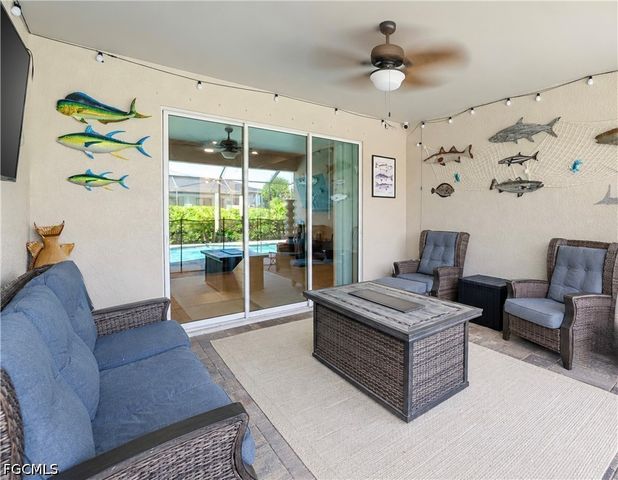 113 SW 33rd PL, Cape Coral, FL 33991