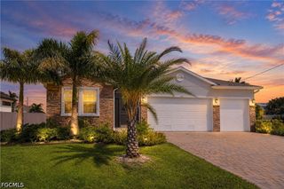 113 SW 33rd PL, Cape Coral, FL 33991