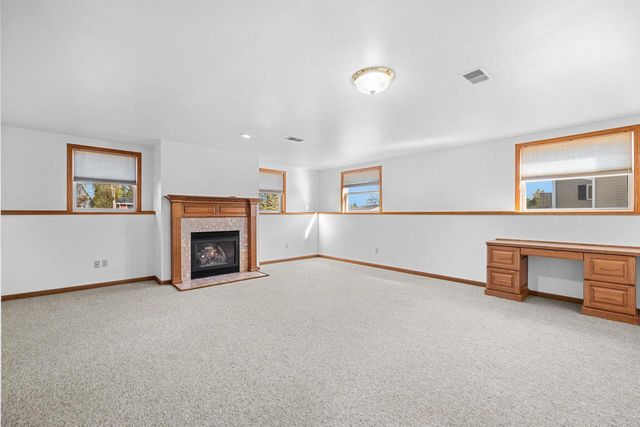 6814 Diane DRIVE, West Bend, WI 53090