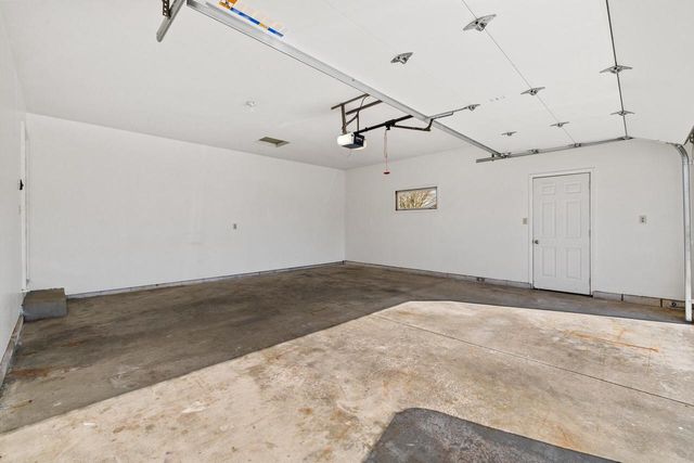 6814 Diane DRIVE, West Bend, WI 53090