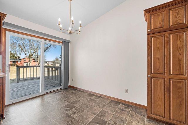 6814 Diane DRIVE, West Bend, WI 53090