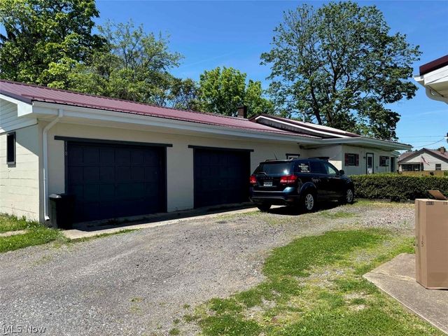 403 Lee Road, Follansbee, WV 26037