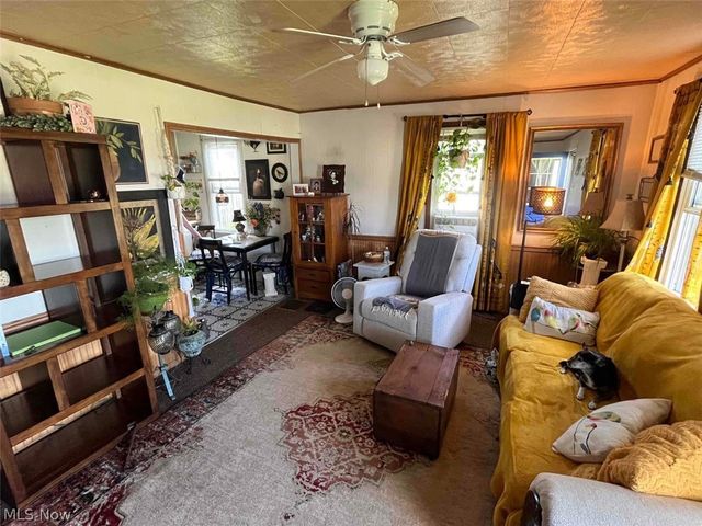 403 Lee Road, Follansbee, WV 26037
