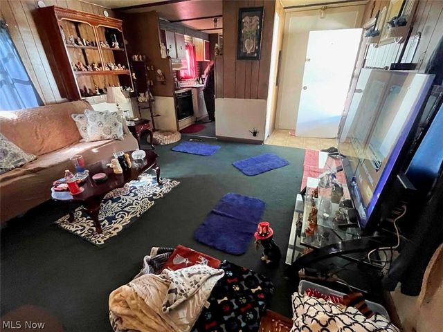 403 Lee Road, Follansbee, WV 26037