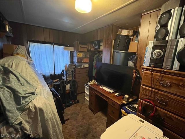 403 Lee Road, Follansbee, WV 26037