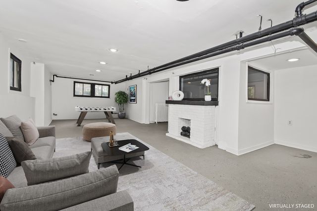 1126 N Humphrey Avenue, Oak Park, IL 60302