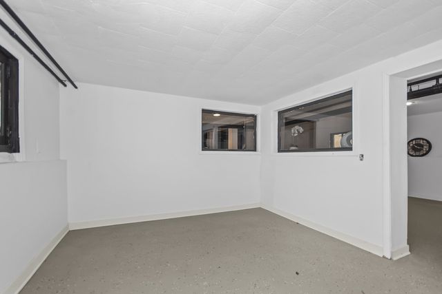 1126 N Humphrey Avenue, Oak Park, IL 60302
