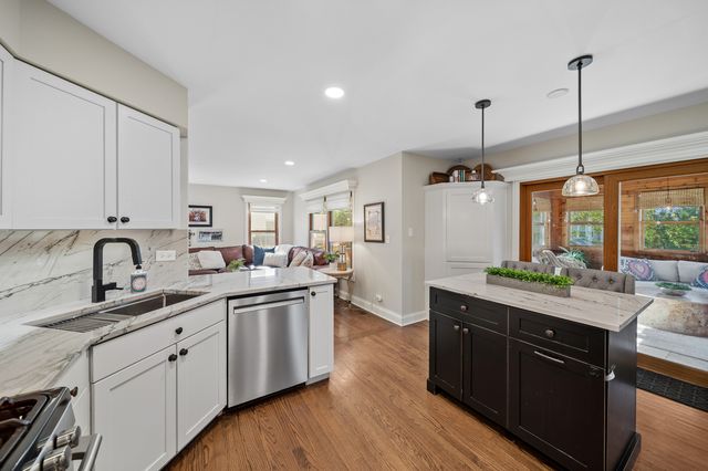 2110 Mulberry Drive, West Chicago, IL 60185