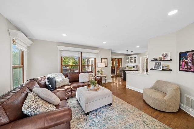2110 Mulberry Drive, West Chicago, IL 60185
