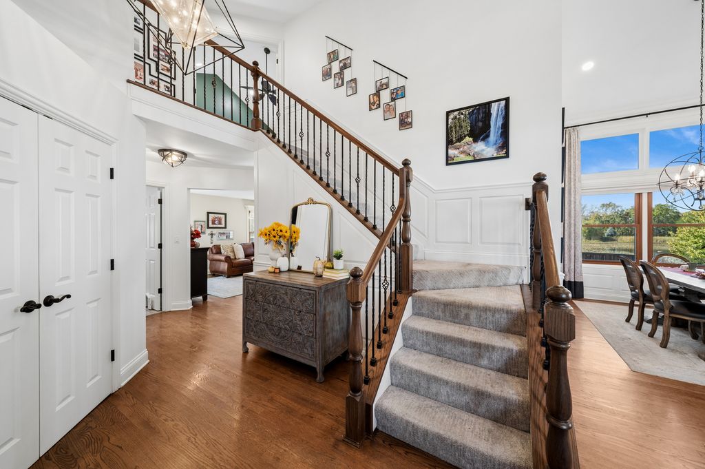 2110 Mulberry Drive, West Chicago, IL 60185 — photo 2