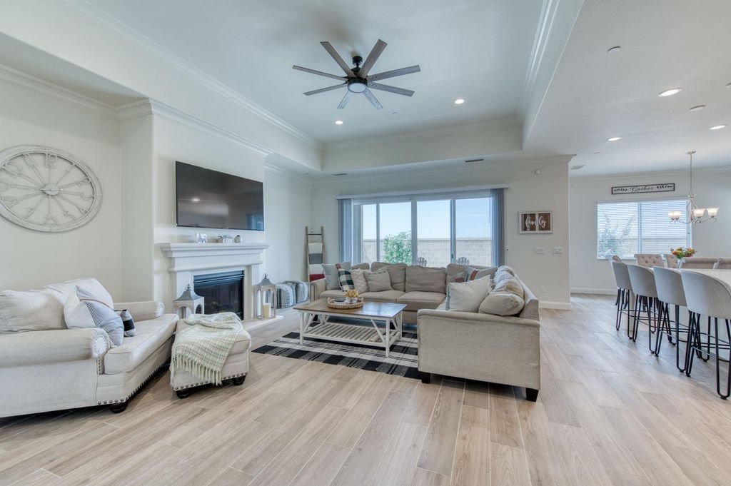 Image 17 of property listing at 3965 Buckingham Avenue, Clovis, CA 93619