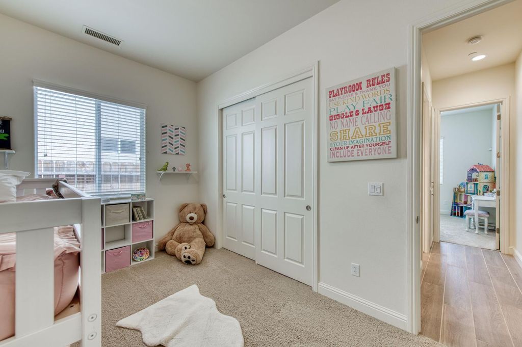Image 22 of property listing at 3965 Buckingham Avenue, Clovis, CA 93619