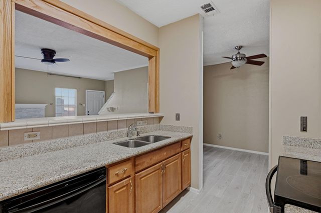 9800 Pagewood Lane 3403, Houston, TX 77042