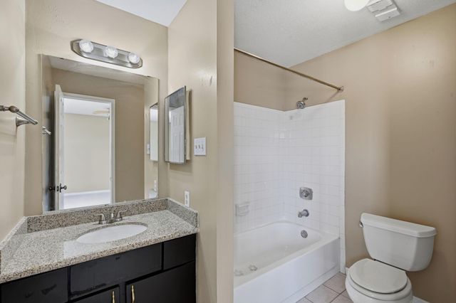 9800 Pagewood Lane 3403, Houston, TX 77042