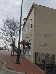 266 E Cass Street 2N, Joliet, IL 60432