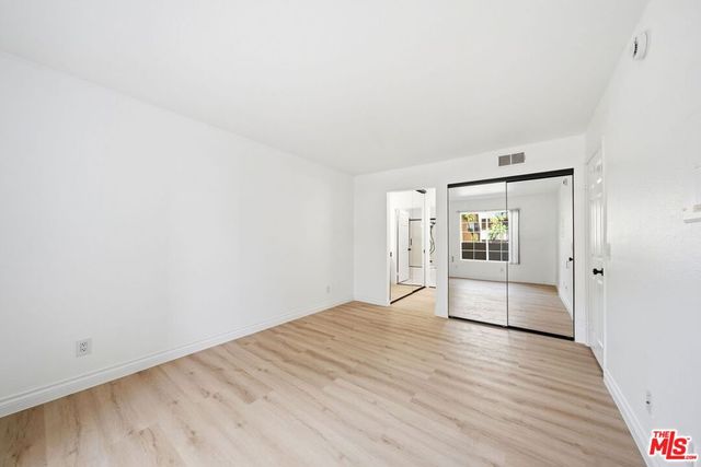 5530 OWENSMOUTH Avenue 133, Woodland Hills, CA 91367