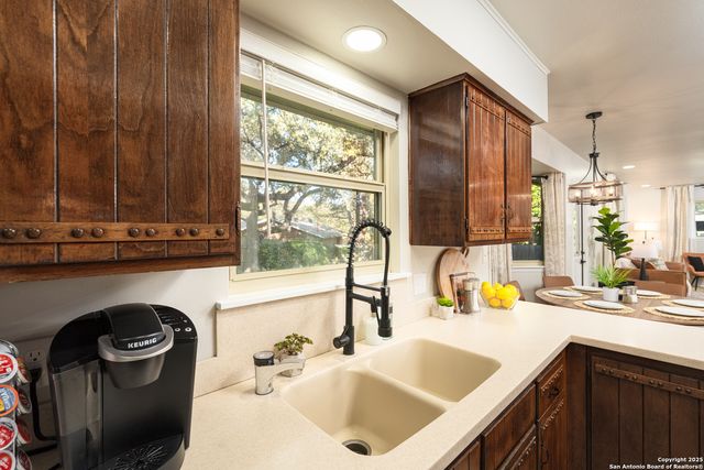 8507 Rockmoor, San Antonio, TX 78230