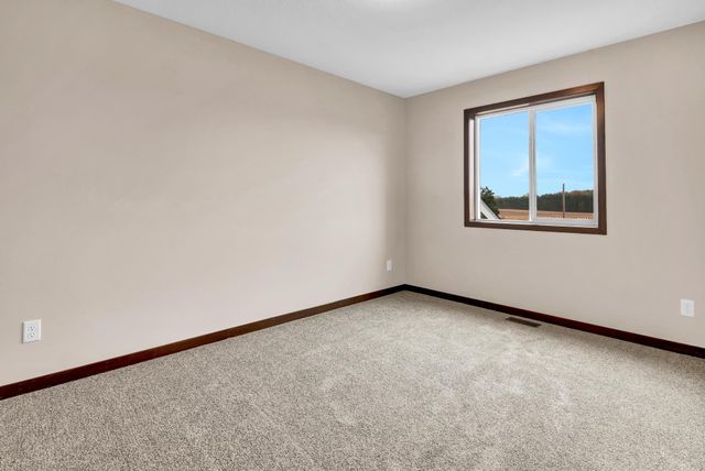 230 9th Street SW, Rice, MN 56367