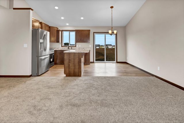 230 9th Street SW, Rice, MN 56367