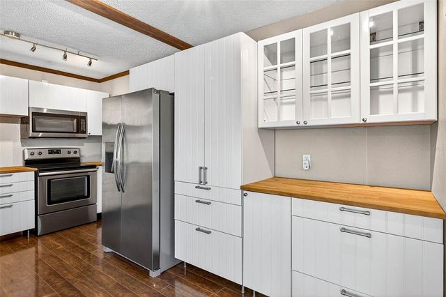 2803 GULF CITY ROAD, Ruskin, FL 33570
