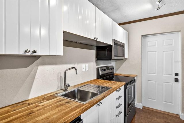 2803 GULF CITY ROAD, Ruskin, FL 33570