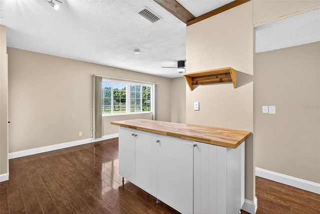 2803 GULF CITY ROAD, Ruskin, FL 33570