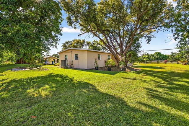 2803 GULF CITY ROAD, Ruskin, FL 33570
