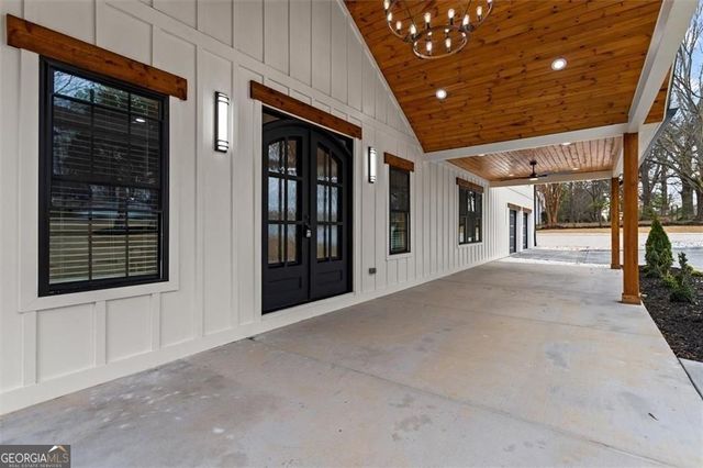 11505 Elkins Road, Roswell, GA 30076