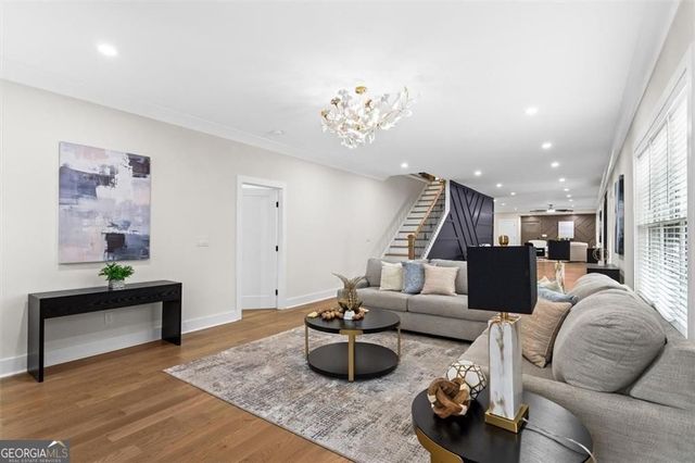 11505 Elkins Road, Roswell, GA 30076