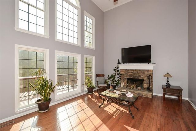 5045 Southern Trace Drive, Gainesville, GA 30504