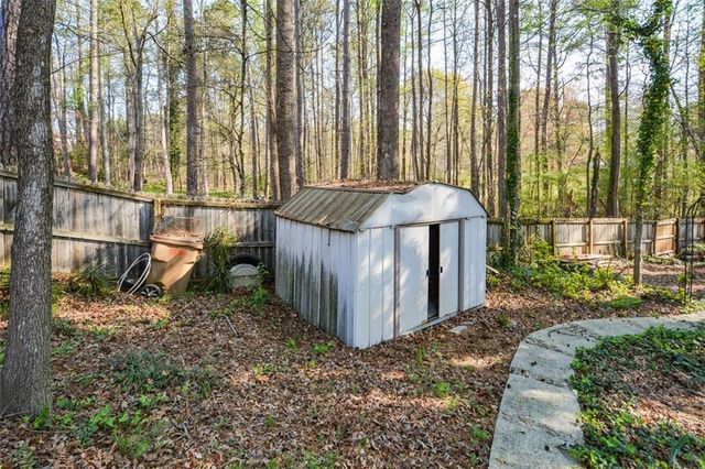 5045 Southern Trace Drive, Gainesville, GA 30504