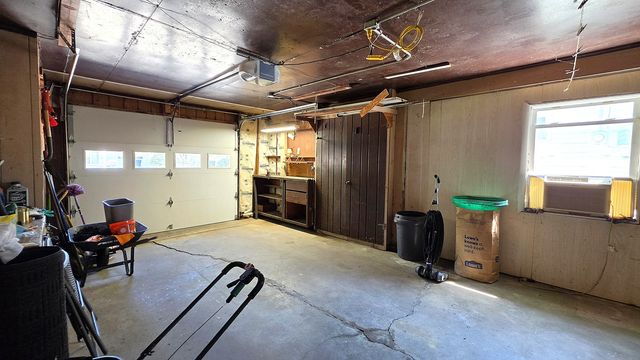 1220 16th Street, Bettendorf, IA 52722