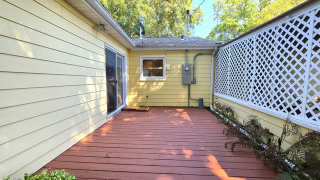 1220 16th Street, Bettendorf, IA 52722