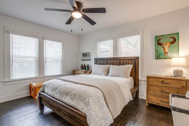 2310 Primrose Avenue, Fort Worth, TX 76111