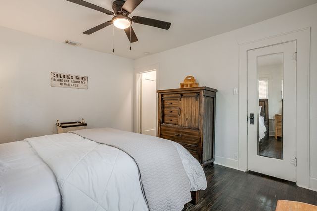 2310 Primrose Avenue, Fort Worth, TX 76111